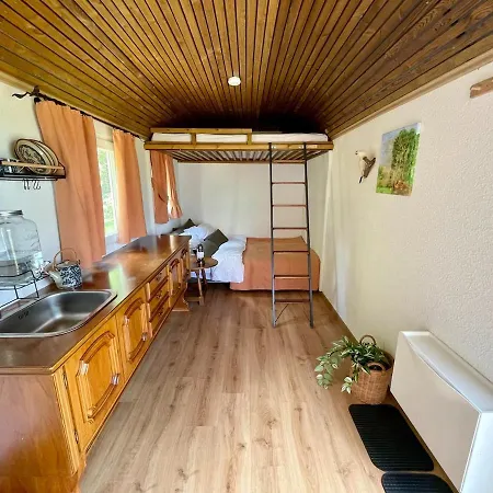 Bauwagen In Idyllischer Lage 아파트 *