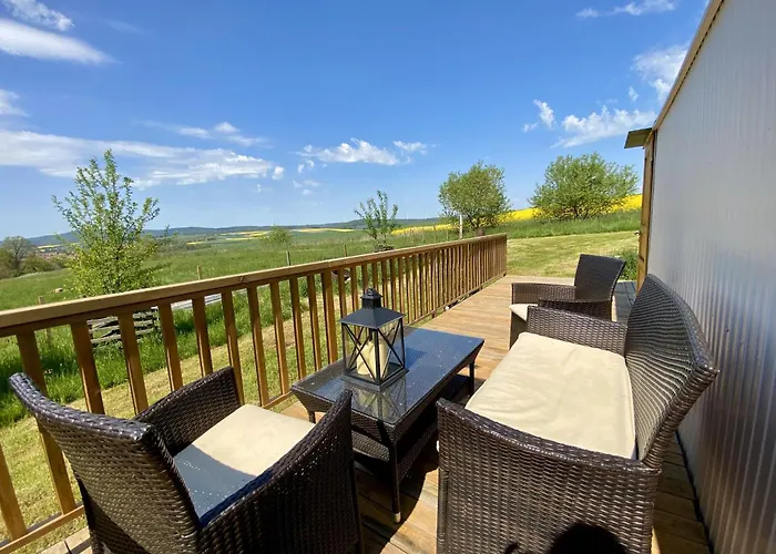 Bauwagen In Idyllischer Lage *